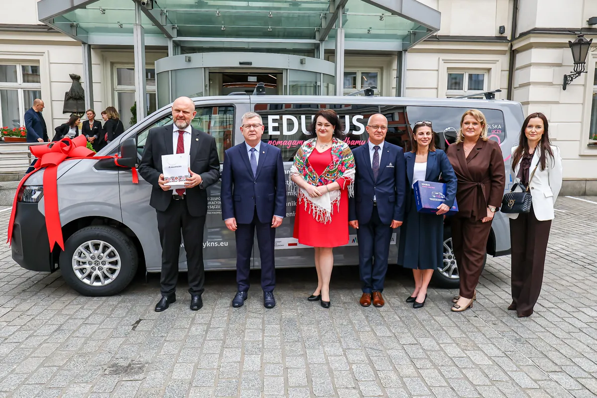 EDUBUS rusza w Małopolskę. Mobilne centrum edukacji zdrowotnej dla mieszkańców regionu