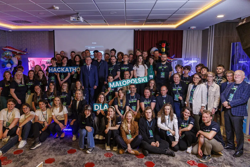Hackathon dla Małopolski 2026 - młodzi innowatorzy tworzyli rozwiązania dla Sądecczyzny