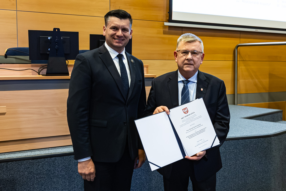 marszałek Łukasz Smółka i wicemarszałek Witold Kozłowski