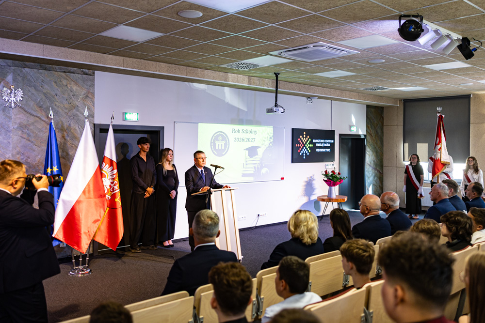 Rok szkolny rozpoczęty. Wicemarszałek W. Kozłowski z wizytą w BCU